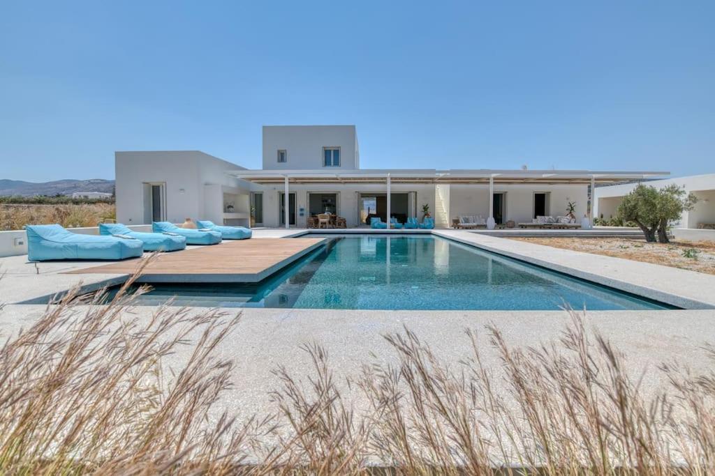 Villa Lampsi - Spacious & Modern Isterni  Buitenkant foto