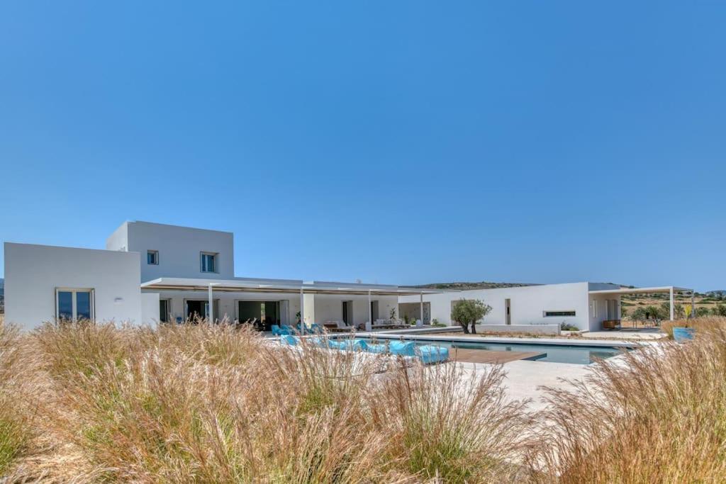 Villa Lampsi - Spacious & Modern Isterni  Buitenkant foto