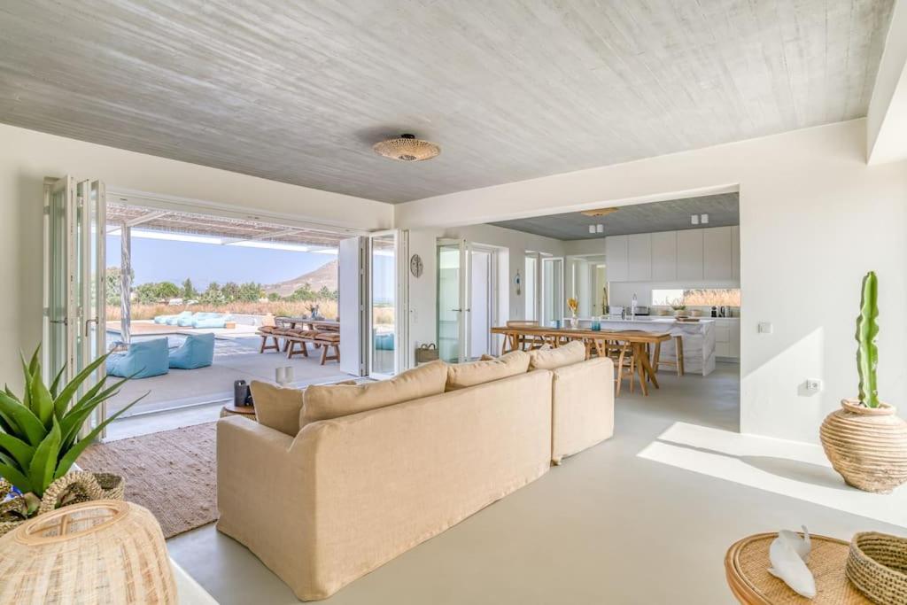 Villa Lampsi - Spacious & Modern Isterni  Buitenkant foto