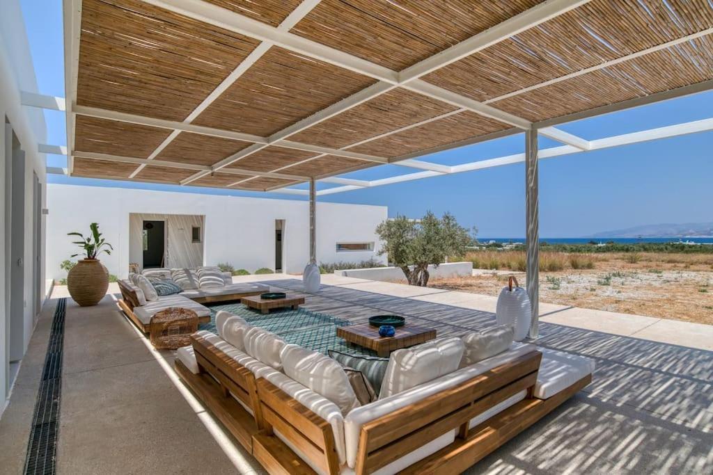 Villa Lampsi - Spacious & Modern Isterni  Buitenkant foto